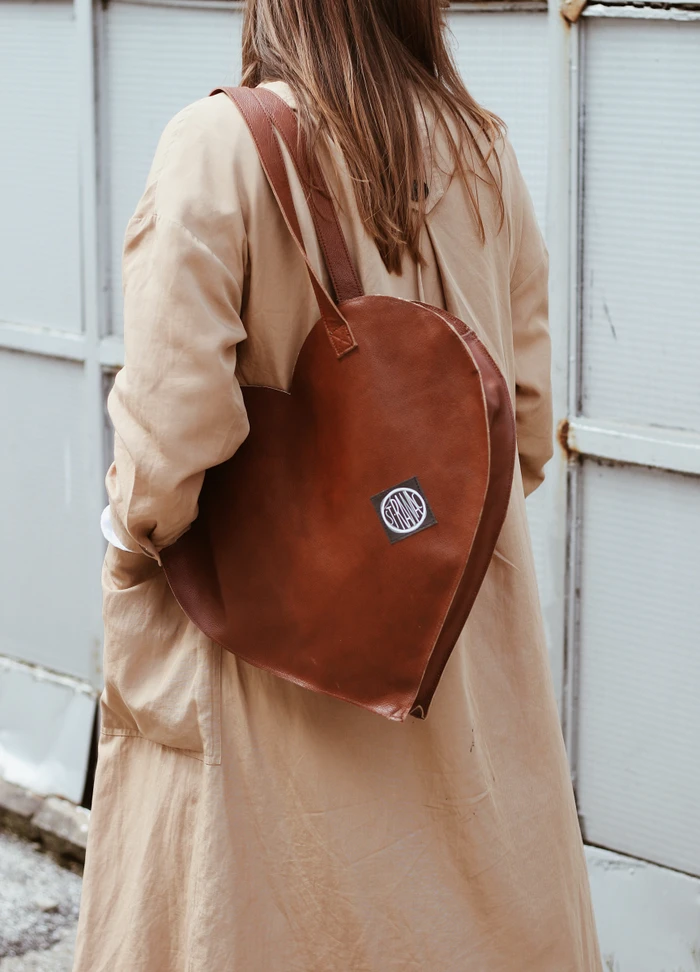 THEREDTHREAD / ザレッドスレッド】S heart tote bag large