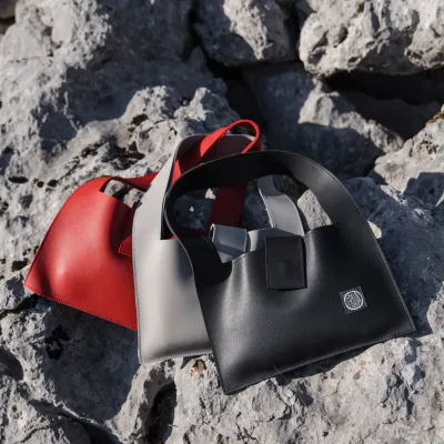 St.FORMA MINI BLACK