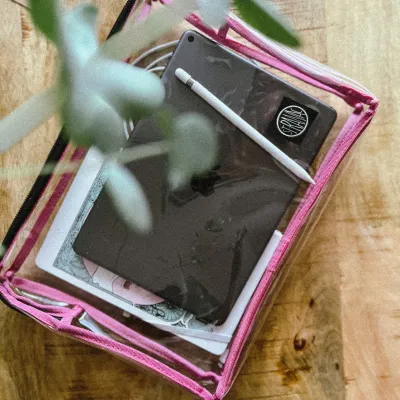 Transparent laptop sleeve