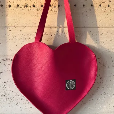 PINK HEART TOTE